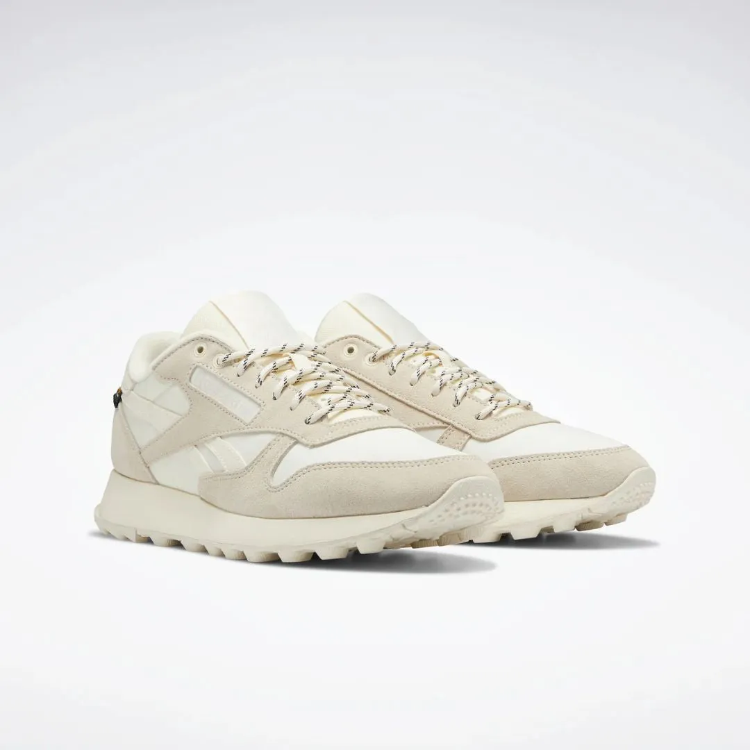 Classic Leather (Classic White   Classic White   Stucco)