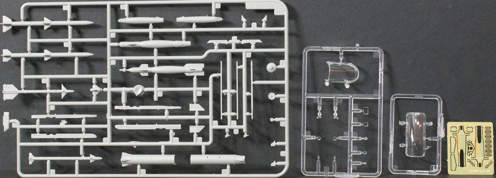 Kinetic Aircraft 1/48 AMX Ground Attack Aircraft Kit