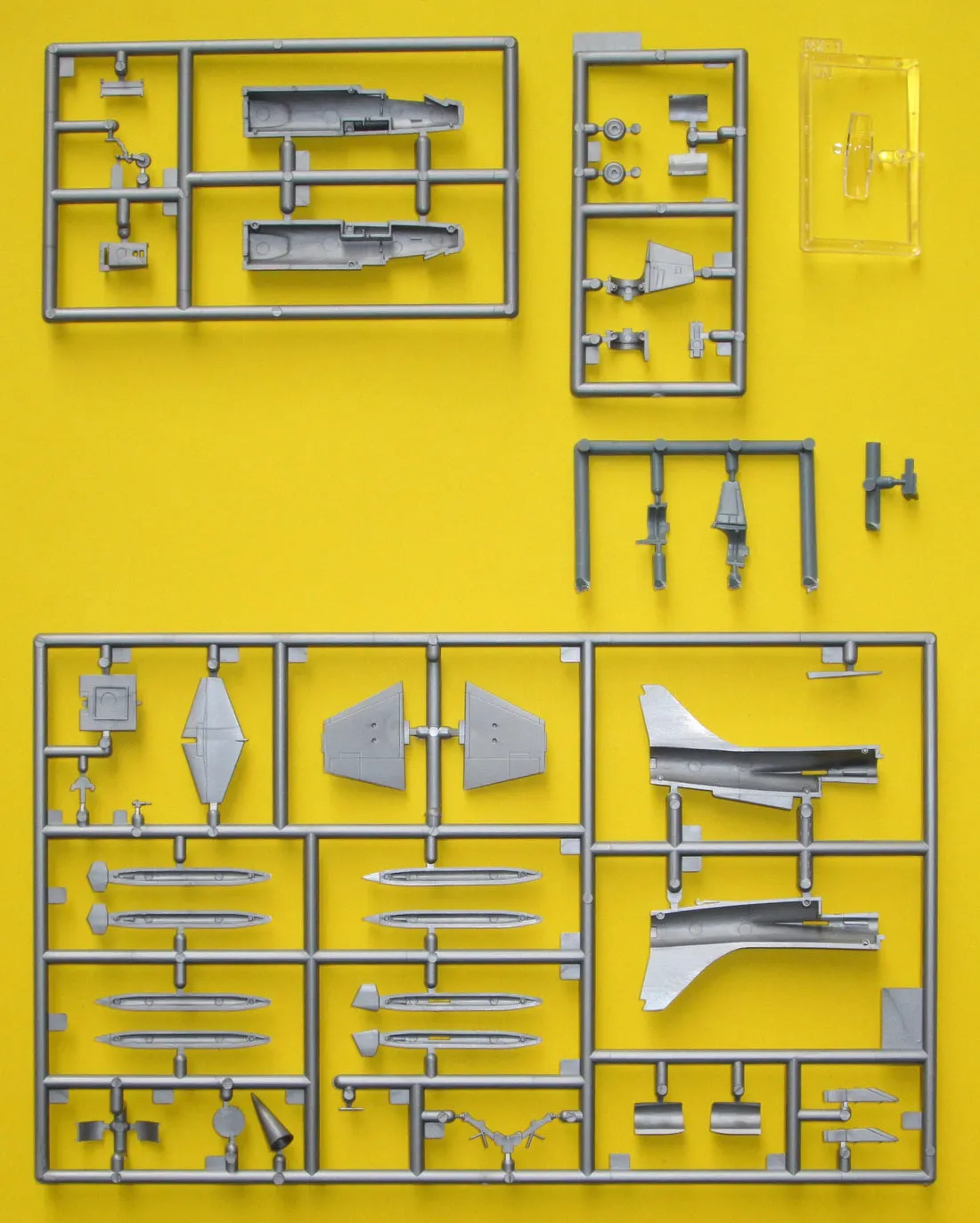 Mark I 1/144 F104B/C/CF104/CF104D American Starfighters (2 in 1) Kit